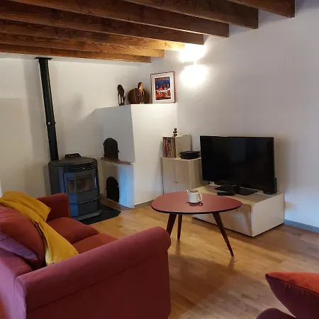펜션 La Treille Tignac