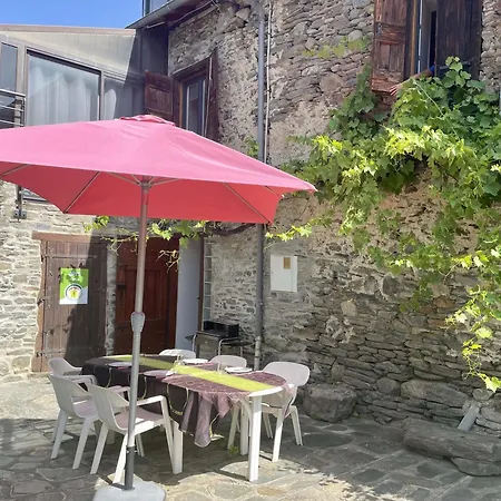 بيت للعطل La Treille